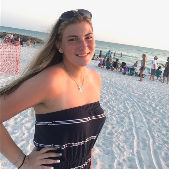 Meet your Posher, Kristin - Picture 1 of 1